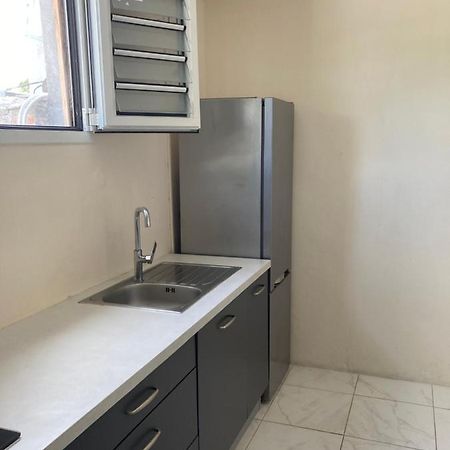 Sympathique Pied A Terre A Schoelcher Buitenkant foto